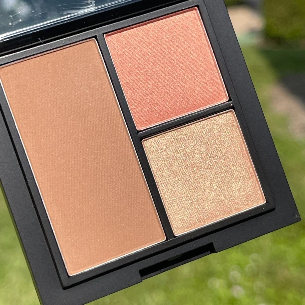 REINA REBELDE On Your Face Contour + Color Trío In Coqueta